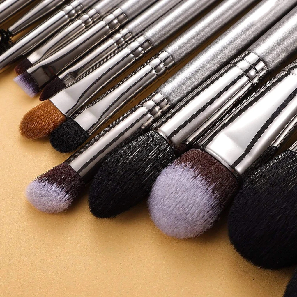 18pc Professional Brush Set